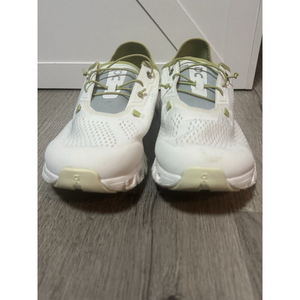 OnCloud Women's Cloud 5 Coast Ivory/Acacia Running Shoes Size US 10 EU 42 White - Picture 3 of 6